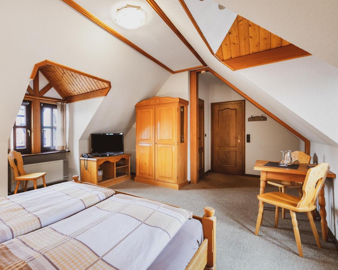 Fremden- Und Monteurzimmer "Zum Ochsen" Flieden Kültér fotó